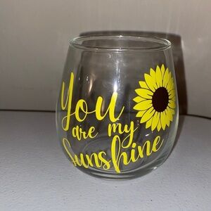 Yellow Sunflower Stemless Wine Glass